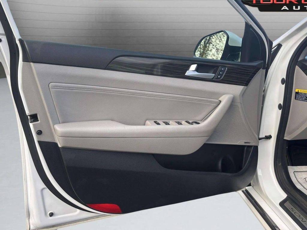 used 2016 Hyundai Sonata Hybrid car, priced at $8,799