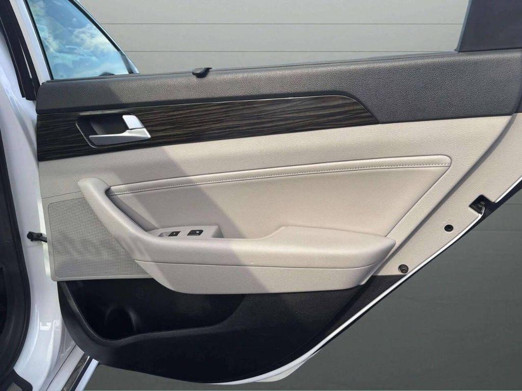 used 2016 Hyundai Sonata Hybrid car, priced at $8,799