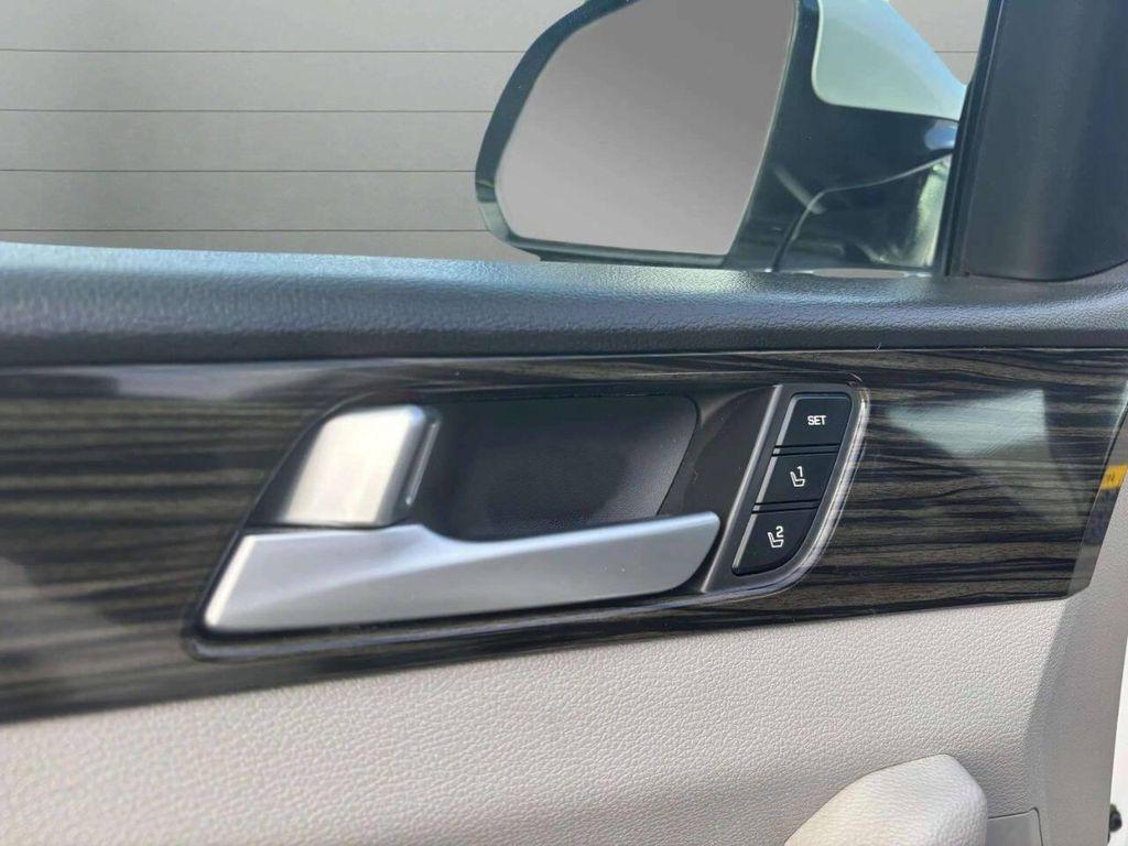 used 2016 Hyundai Sonata Hybrid car, priced at $8,799