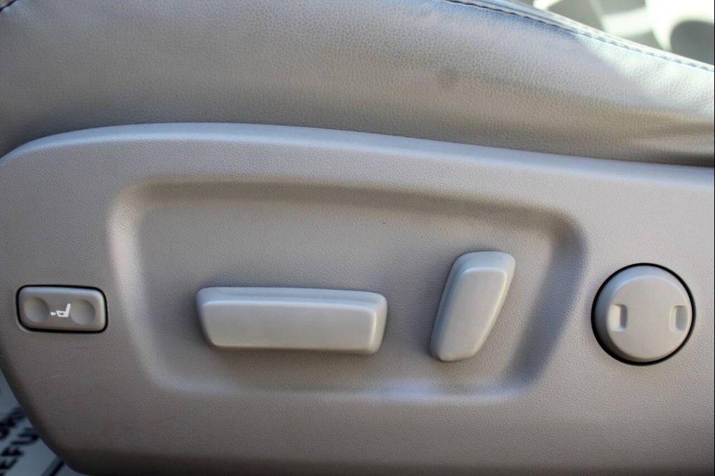 used 2017 Toyota Highlander car, priced at $19,999