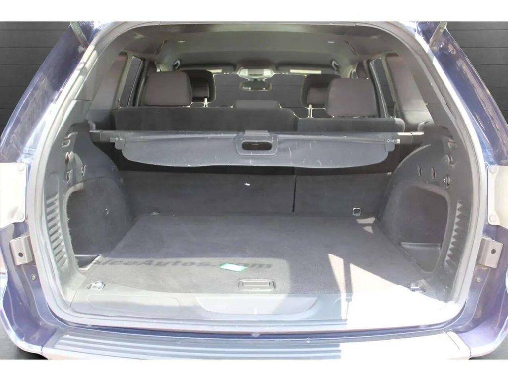 used 2016 Jeep Grand Cherokee car, priced at $12,499