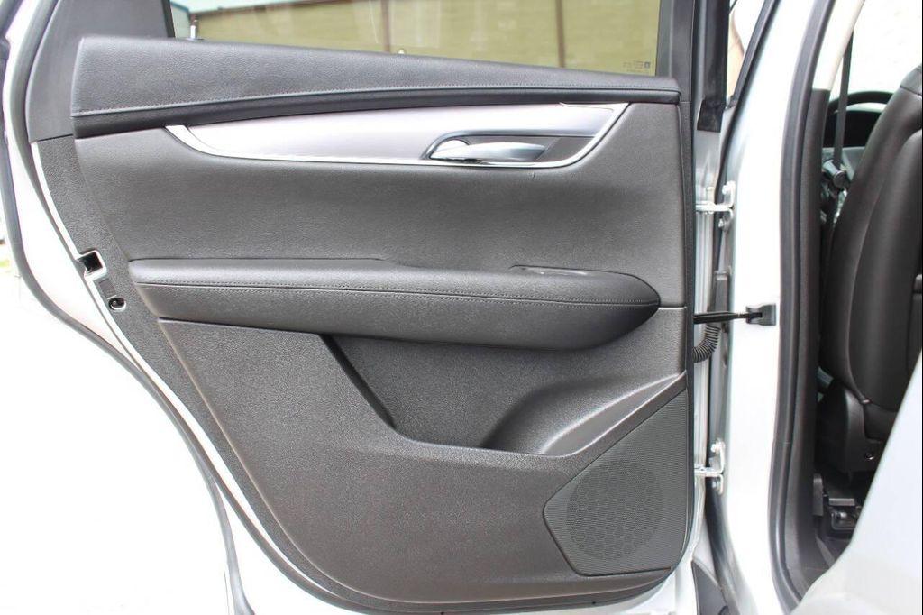 used 2019 Cadillac XT5 car, priced at $17,999