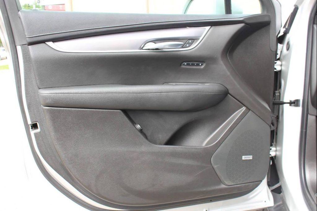 used 2019 Cadillac XT5 car, priced at $17,999