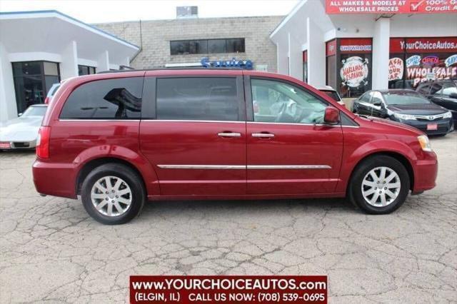 used 2015 Chrysler Town & Country car, priced at $9,299