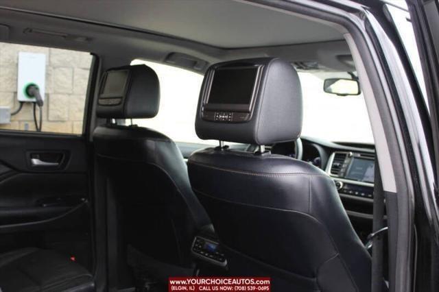 used 2015 Toyota Highlander car, priced at $16,999
