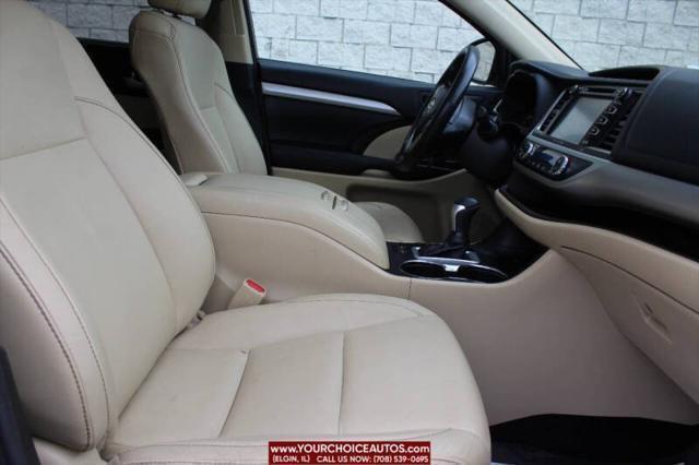 used 2016 Toyota Highlander car, priced at $18,999