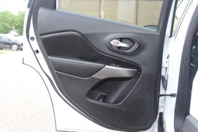 used 2022 Jeep Cherokee car, priced at $16,999