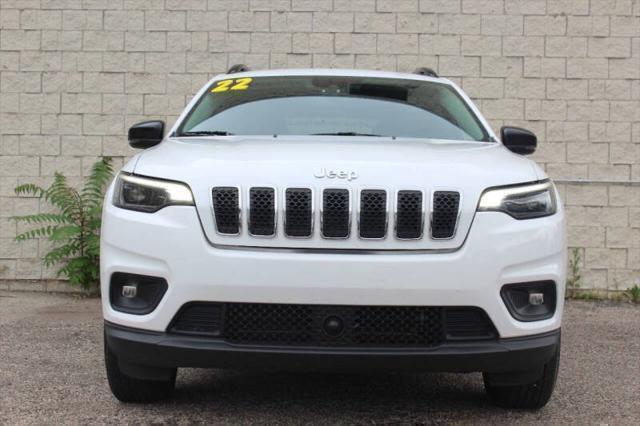used 2022 Jeep Cherokee car, priced at $16,999