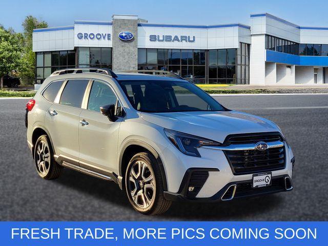 used 2025 Subaru Ascent car, priced at $45,999