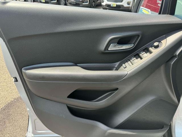 used 2022 Chevrolet Trax car, priced at $15,988