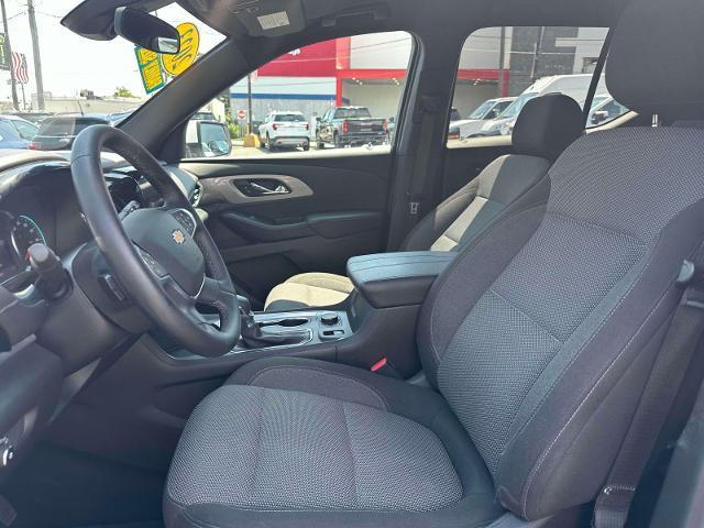 used 2023 Chevrolet Traverse car, priced at $30,998