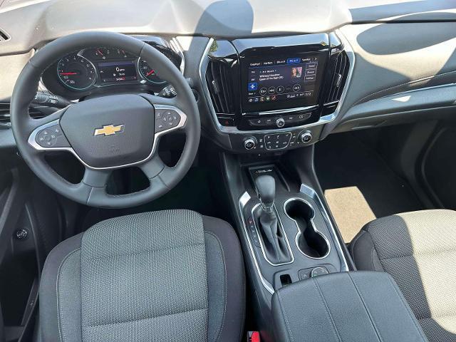 used 2023 Chevrolet Traverse car, priced at $30,998