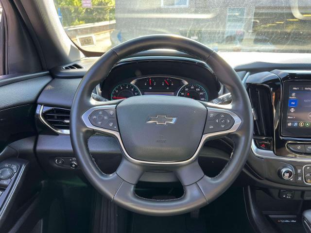 used 2023 Chevrolet Traverse car, priced at $37,888