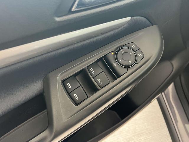 used 2022 Chevrolet Bolt EUV car, priced at $19,998