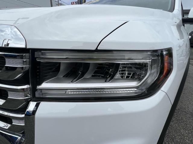 used 2022 GMC Acadia car, priced at $26,998