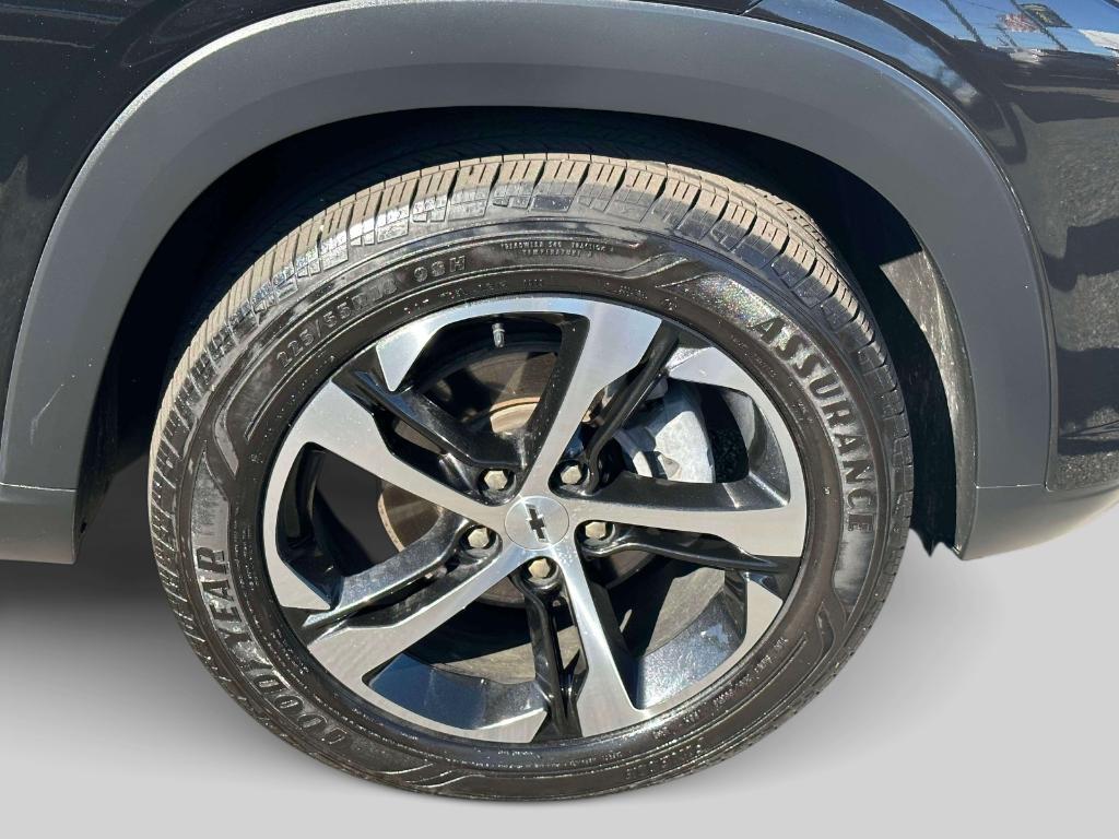 used 2024 Chevrolet Trax car, priced at $19,495