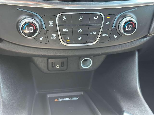 used 2023 Chevrolet Traverse car, priced at $31,250