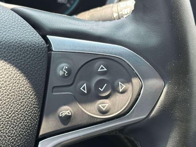 used 2023 Chevrolet Traverse car, priced at $31,250