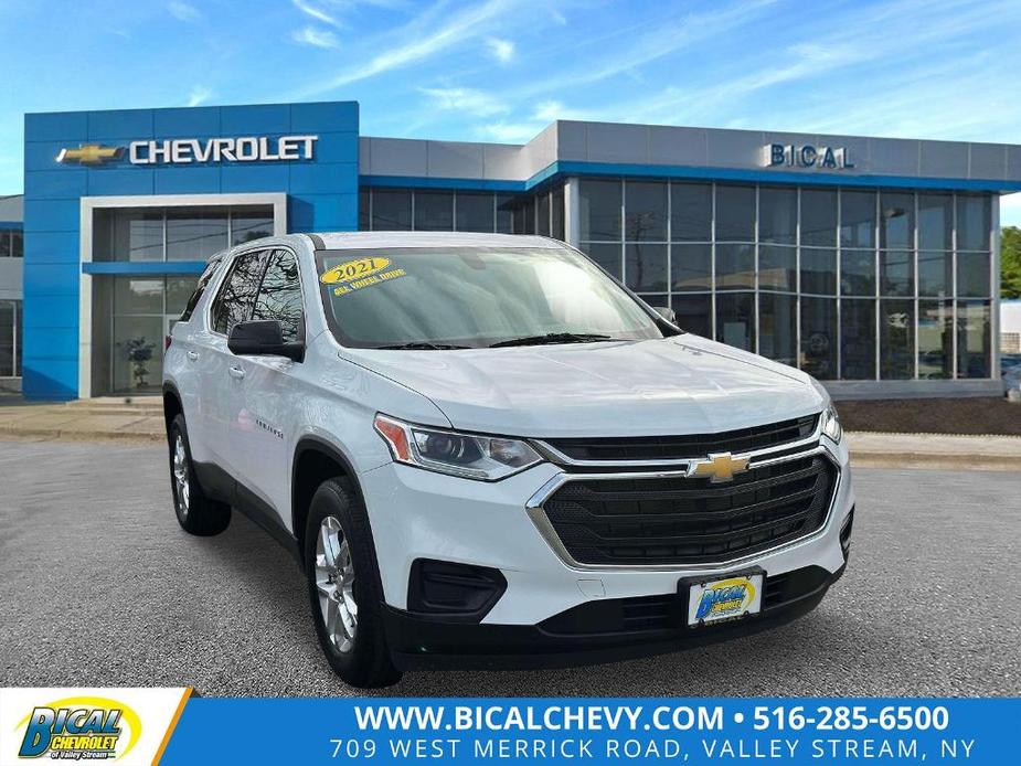 used 2021 Chevrolet Traverse car, priced at $25,499