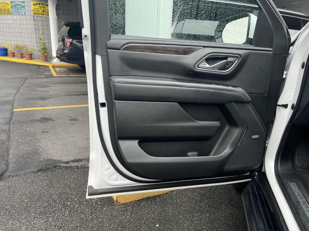 used 2022 Chevrolet Tahoe car, priced at $48,119
