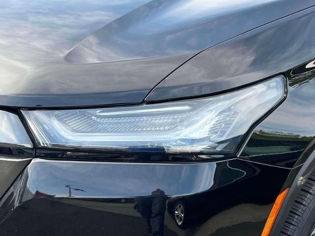 used 2022 Chevrolet Traverse car, priced at $33,821