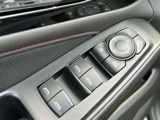 used 2022 Chevrolet Traverse car, priced at $33,821