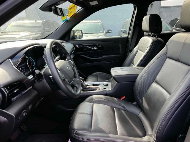 used 2022 Chevrolet Traverse car, priced at $33,821