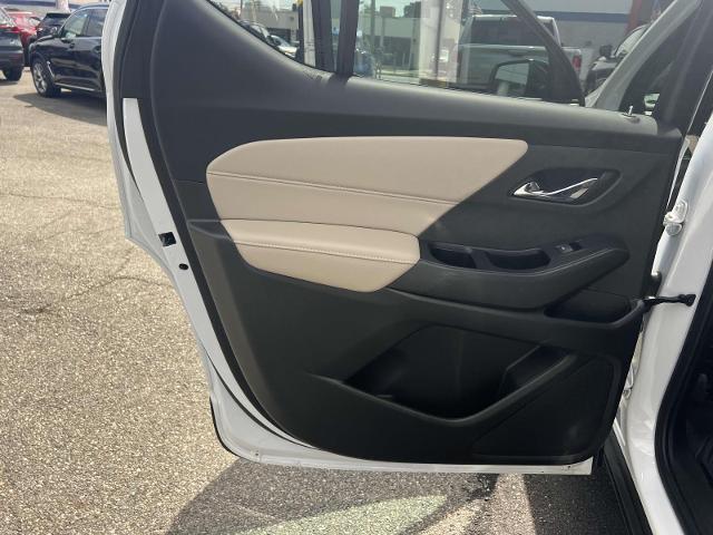 used 2023 Chevrolet Traverse car, priced at $26,750