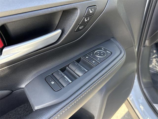 used 2025 Toyota Grand Highlander car, priced at $54,995