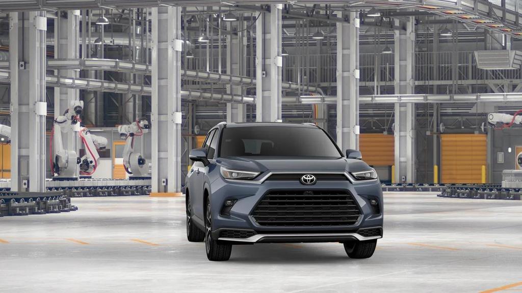new 2026 Toyota Grand Highlander Hybrid car, priced at $61,378