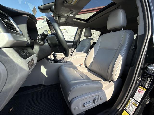 used 2018 Toyota Highlander car, priced at $21,997