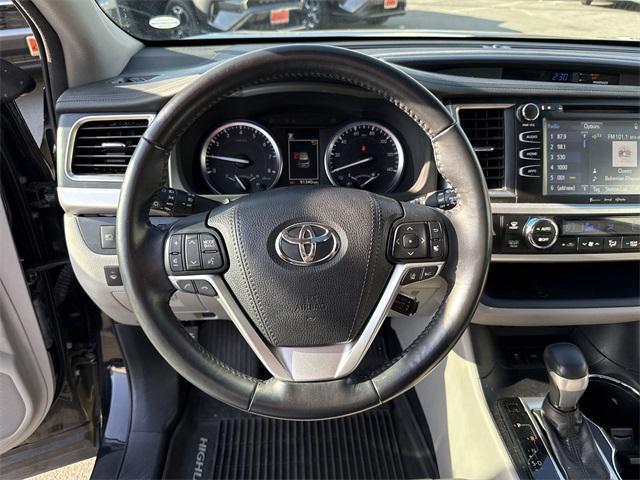 used 2018 Toyota Highlander car, priced at $21,997