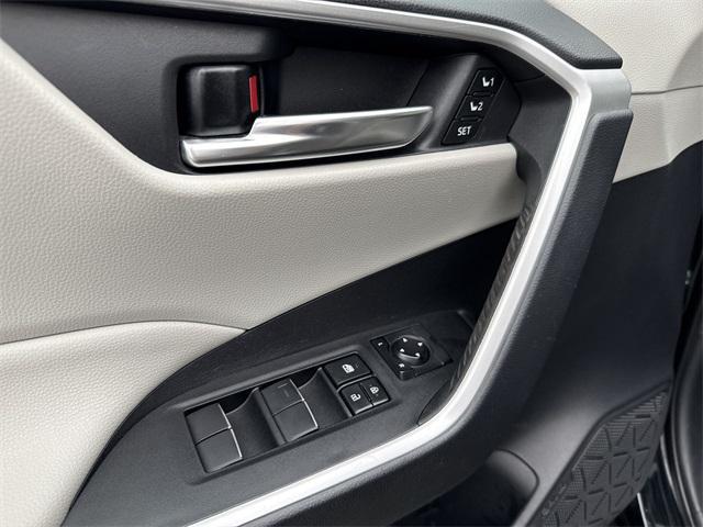 used 2021 Toyota RAV4 Hybrid car, priced at $31,994