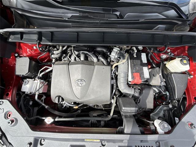 used 2021 Toyota Highlander car, priced at $36,995