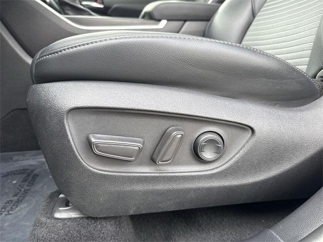 used 2021 Toyota Highlander car, priced at $36,995