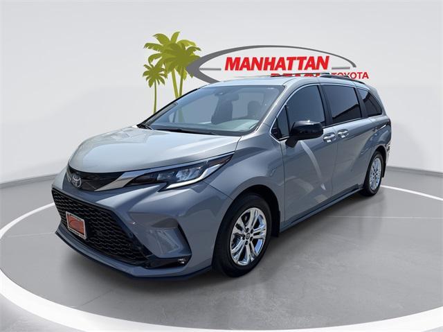 used 2023 Toyota Sienna car, priced at $50,995