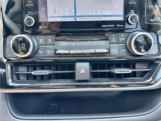 used 2021 Toyota Highlander car, priced at $31,495