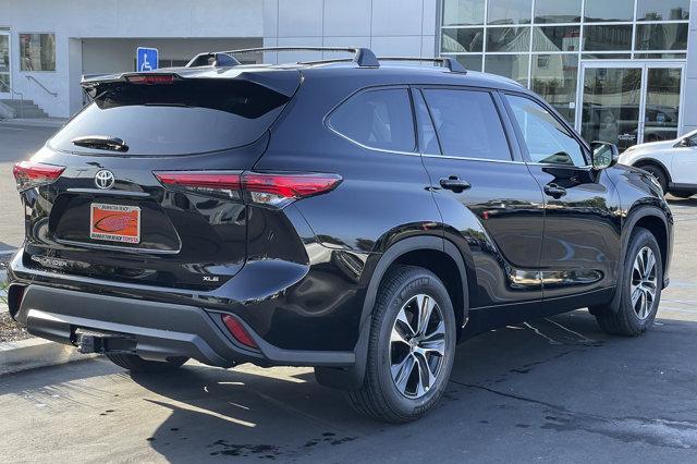 new 2026 Toyota Highlander car, priced at $48,527