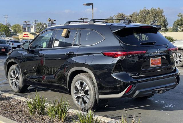 new 2026 Toyota Highlander car, priced at $48,527