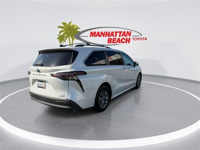 used 2023 Toyota Sienna car, priced at $43,599