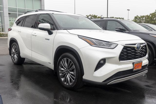 new 2026 Toyota Highlander Hybrid car, priced at $58,377