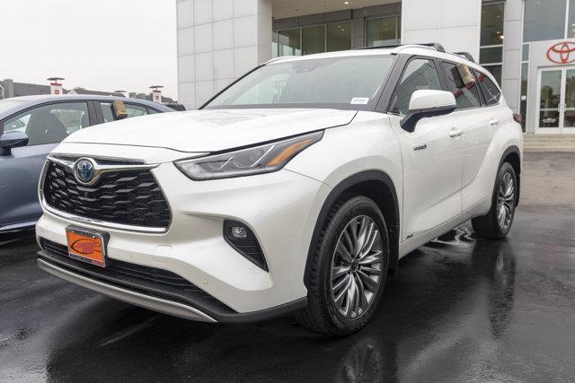 new 2026 Toyota Highlander Hybrid car, priced at $58,377
