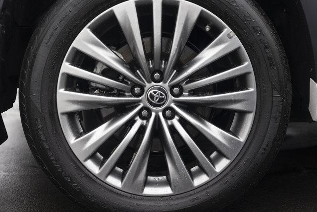 new 2026 Toyota Highlander Hybrid car, priced at $58,377