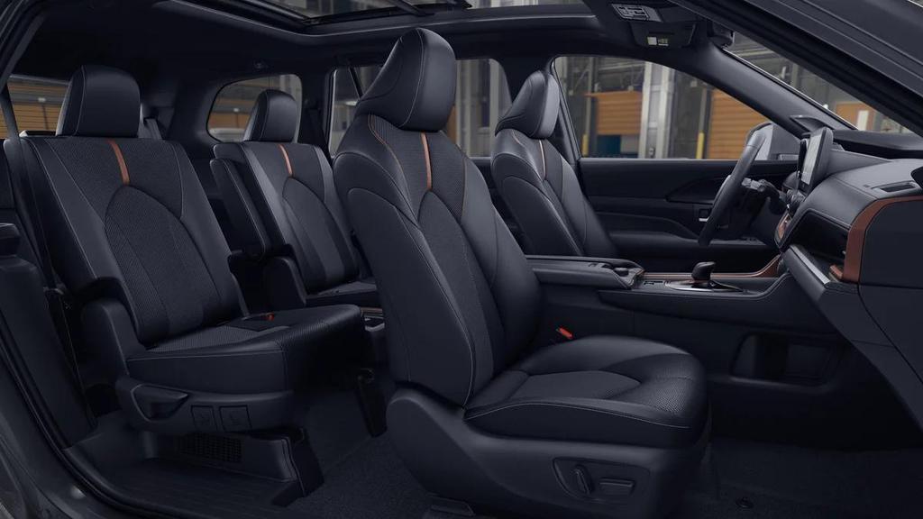 new 2026 Toyota Grand Highlander Hybrid car, priced at $61,073