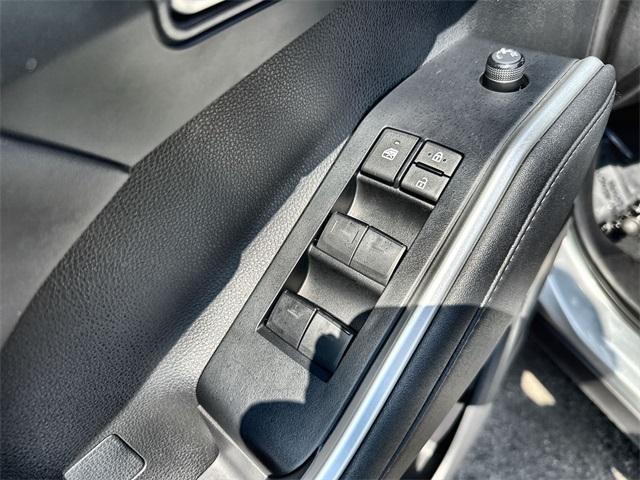 used 2023 Toyota Highlander car, priced at $38,749