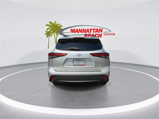 used 2023 Toyota Highlander car, priced at $38,749