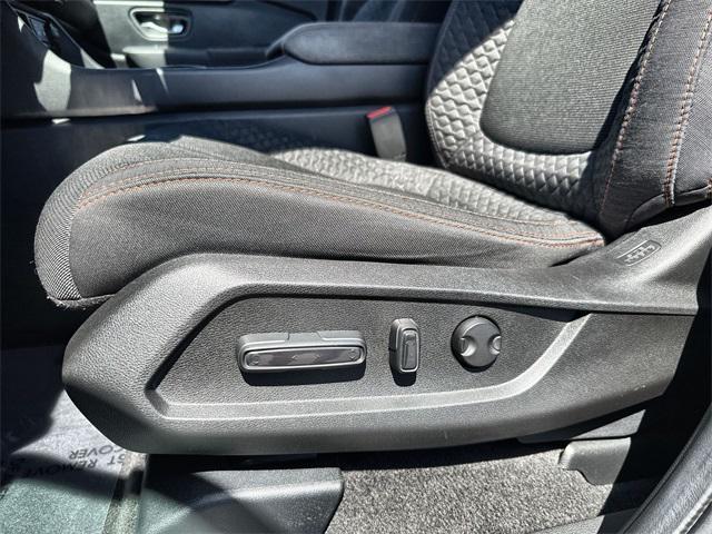 used 2023 Honda Pilot car, priced at $35,520