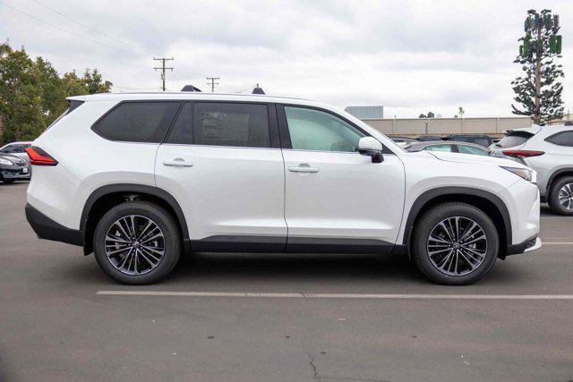 new 2026 Toyota Grand Highlander Hybrid car, priced at $65,506