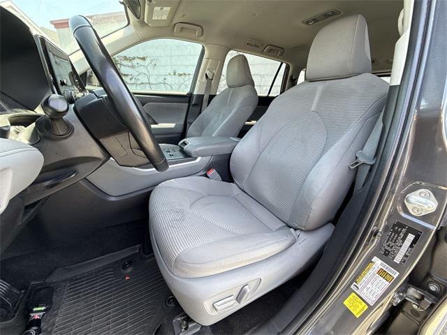 used 2023 Toyota Highlander Hybrid car, priced at $35,934