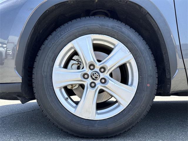 used 2023 Toyota Highlander Hybrid car, priced at $35,934